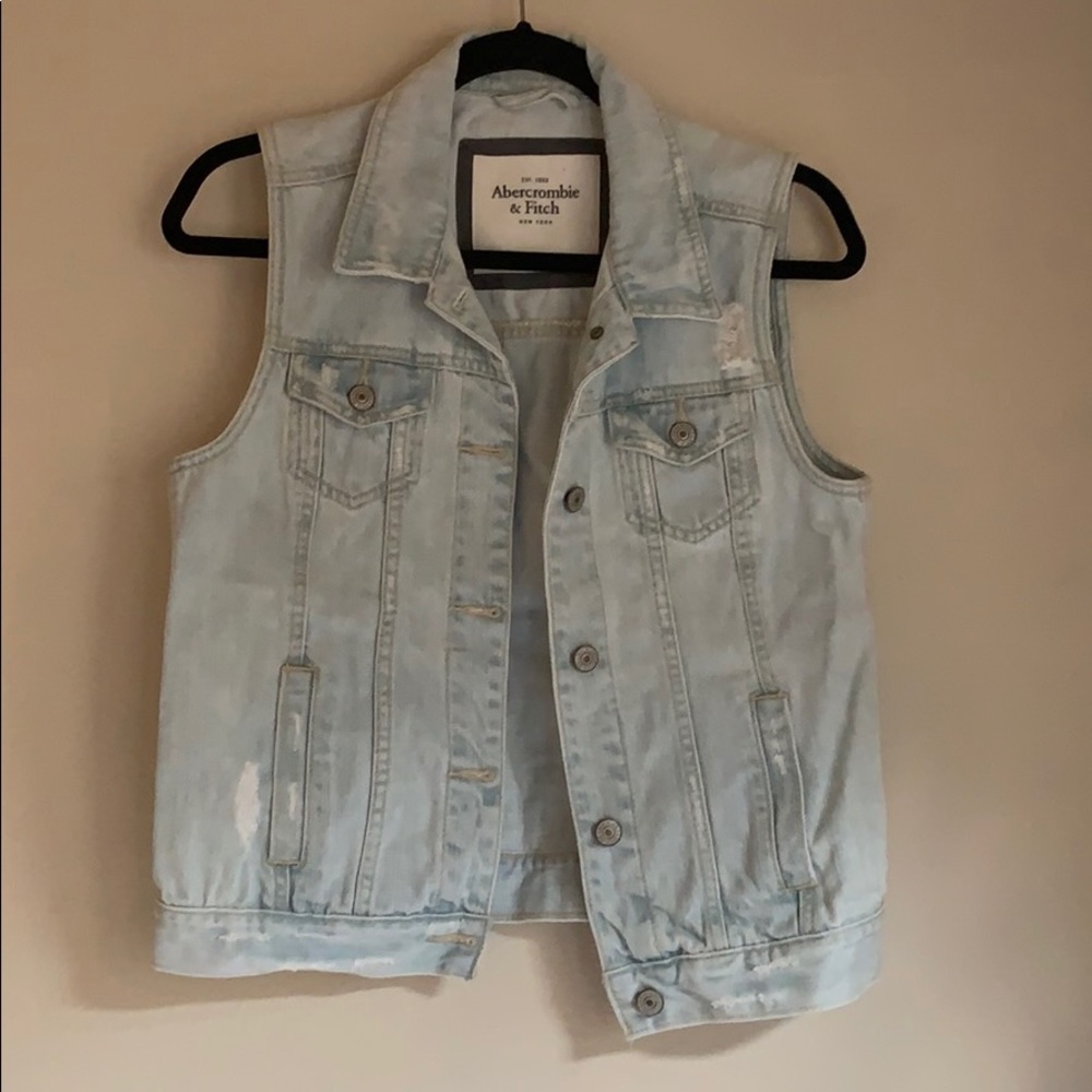 Abercrombie & Fitch Denim Vest